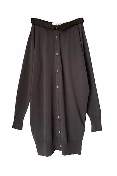 PLEAT BACK PANELLED LONG CARDIGAN-SKIRT [CHARCOAL]
