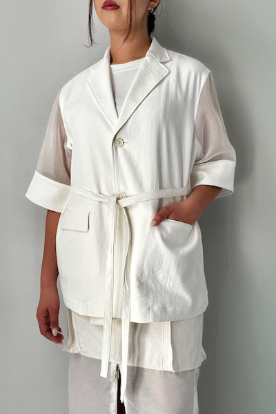 ���������꡼�֥ơ��顼�ɥ��㥱�å� [WHITE]