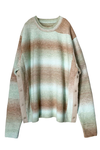 SIDE SLIT OMBRE KNIT SWEATER [BEIGE]